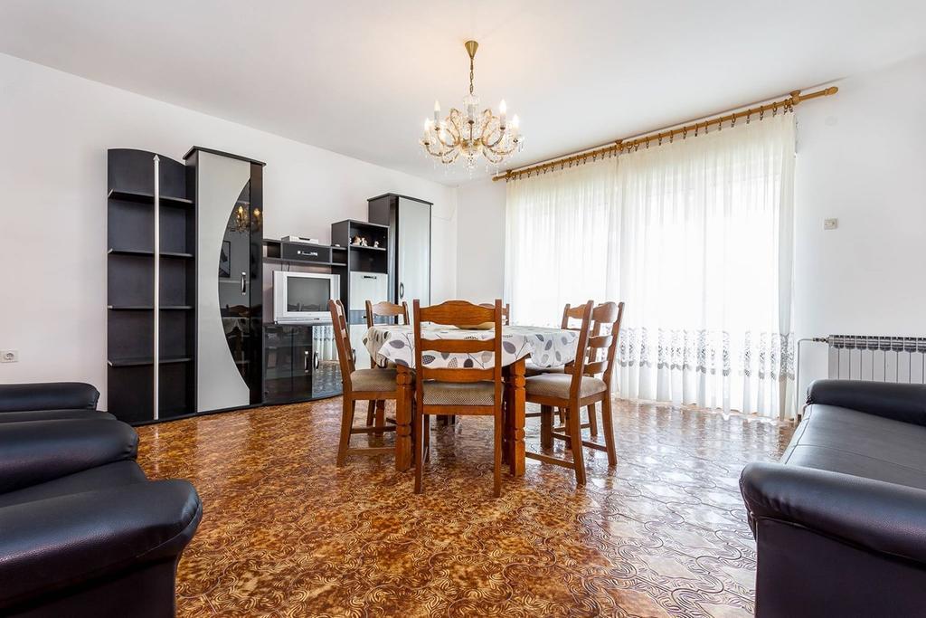 Apartments Orlic 梅杜林 外观 照片